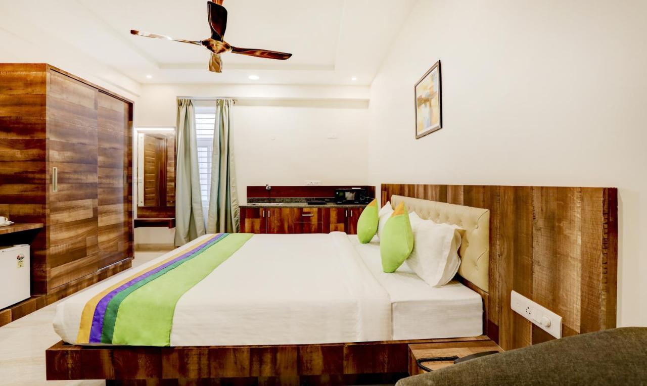 Treebo Trend Emora Hotel And Suites Brookfield Bangalore Exteriör bild